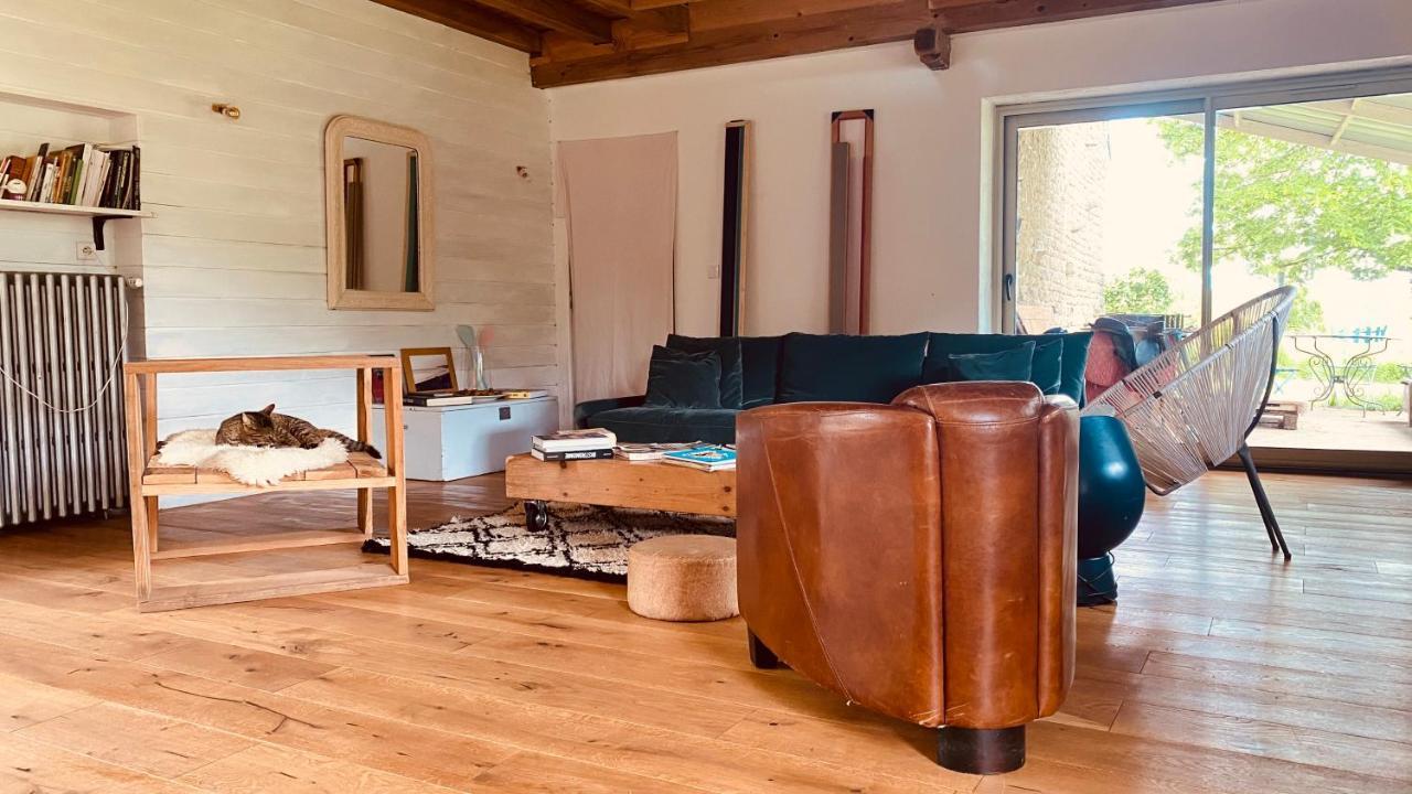 Chambre D'Hotes Dans Les Champs Jeux-Les-Bard Kültér fotó